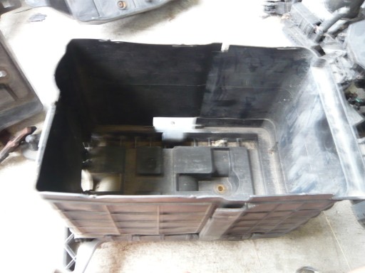 Batteriesockel 1K0915333B VW Audi Seat Skoda