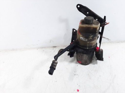 FORD FOCUS MK2 LIFT COMBI 1.8TDCI 08R POWER PUMP 4M513K514CA