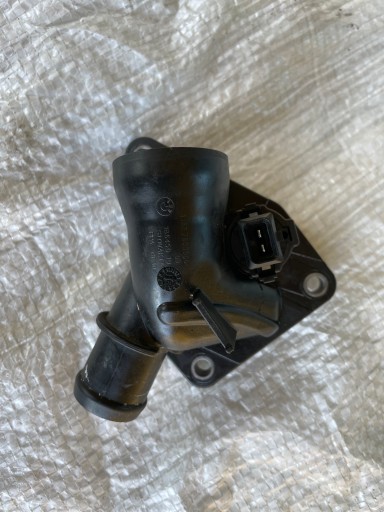 BMW 1 F20 F30 THERMOSTATGEHÄUSE 7600586