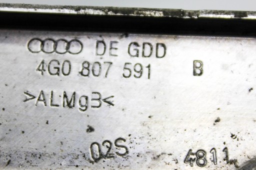 Linksrutsch des vorderen Stoßstangens Audi A6 (4G2, C7, 4GC) 4G0807591B 3.0L