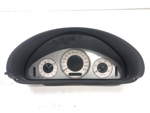 ZÄHLER MERCEDES C209 A2095405447 2.2 150KM 02-10 UHREN
