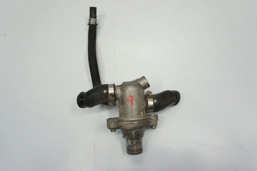 SUZUKI SFV 650 GLADIUS 09-16 THERMOSTAT + GEHÄUSE + WASSERROHRSCHLAUCH