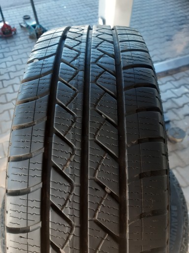 Goodyear Vector 4Seasons Cargo 195/70R15c Ganzjahresreifen