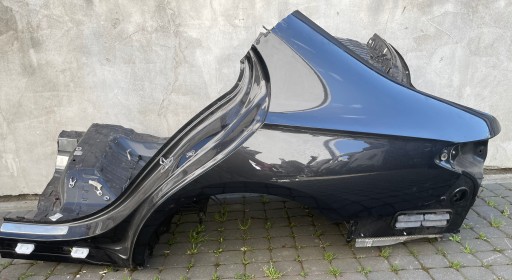 Mercedes E-Klasse W214 Limousine links hinterher zurücker Kotflügel