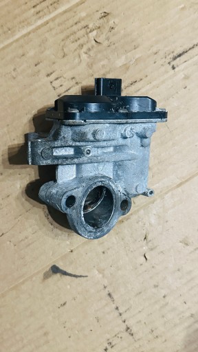 Renault OE H8201068965 Drosselklappe