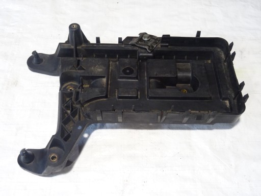GEHÄUSE BATTERIEBASIS VW TOURAN I 1 1T0 2.0 TDI 1K0915333B