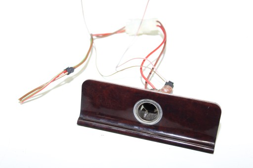 BMW E38 Zigarettenanzünder-Steckdose aus Holz, eine seltene, schöne Rückseite
