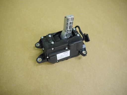 AUDI A4 A5 8W GANGWAHLSCHALTER 8W2713041J