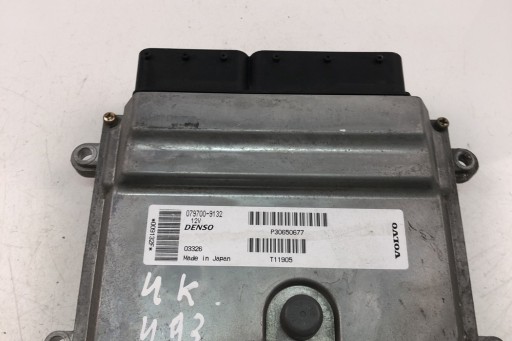 ECU Volvo S40 II (MS) 30650677 2005 Motorsteuereinheit