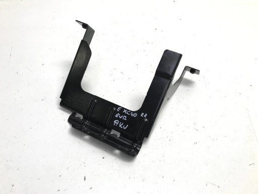 VOLVO XC40 LADEGRIFFHALTERUNG BATTERIEBASIS 32314831
