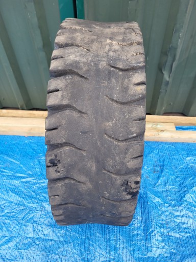 DUNLOP 250 – R 15 POWER LIFTER REIFEN 250-15 ROHR