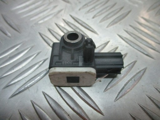 AUFPRALLSENSOR FORD C-MAX II 2.0 TDCI AM5T-14B342-AA