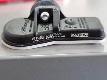 product-additional-image