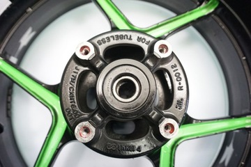 product-additional-image