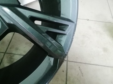 product-additional-image
