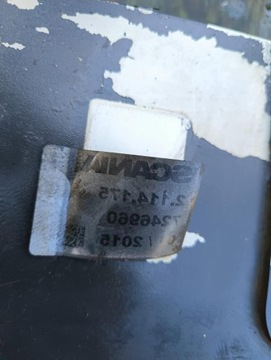 product-additional-image