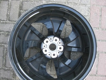product-additional-image