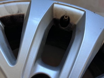 product-additional-image