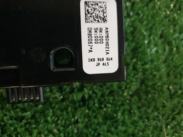 product-additional-image