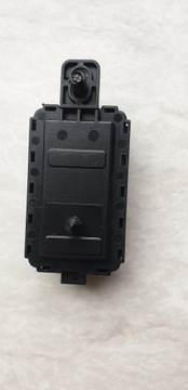 product-additional-image