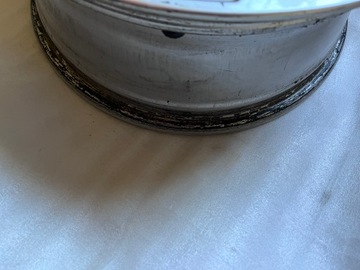product-additional-image