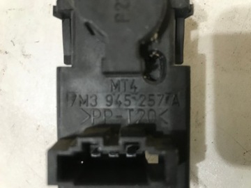 product-additional-image